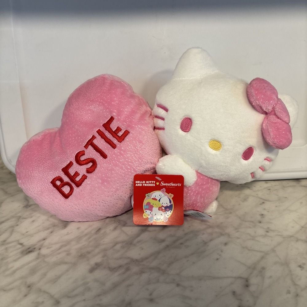 New Hello Kitty Sweethearts‎ Pink Plush Heart Bestie Pillow
